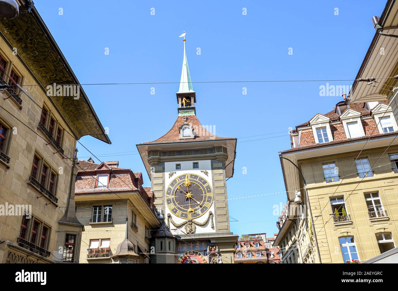 Zytglogge, un punto di riferimento torre medievale di Berna, Svizzera. Uno di  Berna più riconoscibili simboli e il più antico monumento della città. Xv  secolo orologio astronomico, una grande attrazione turistica Foto
