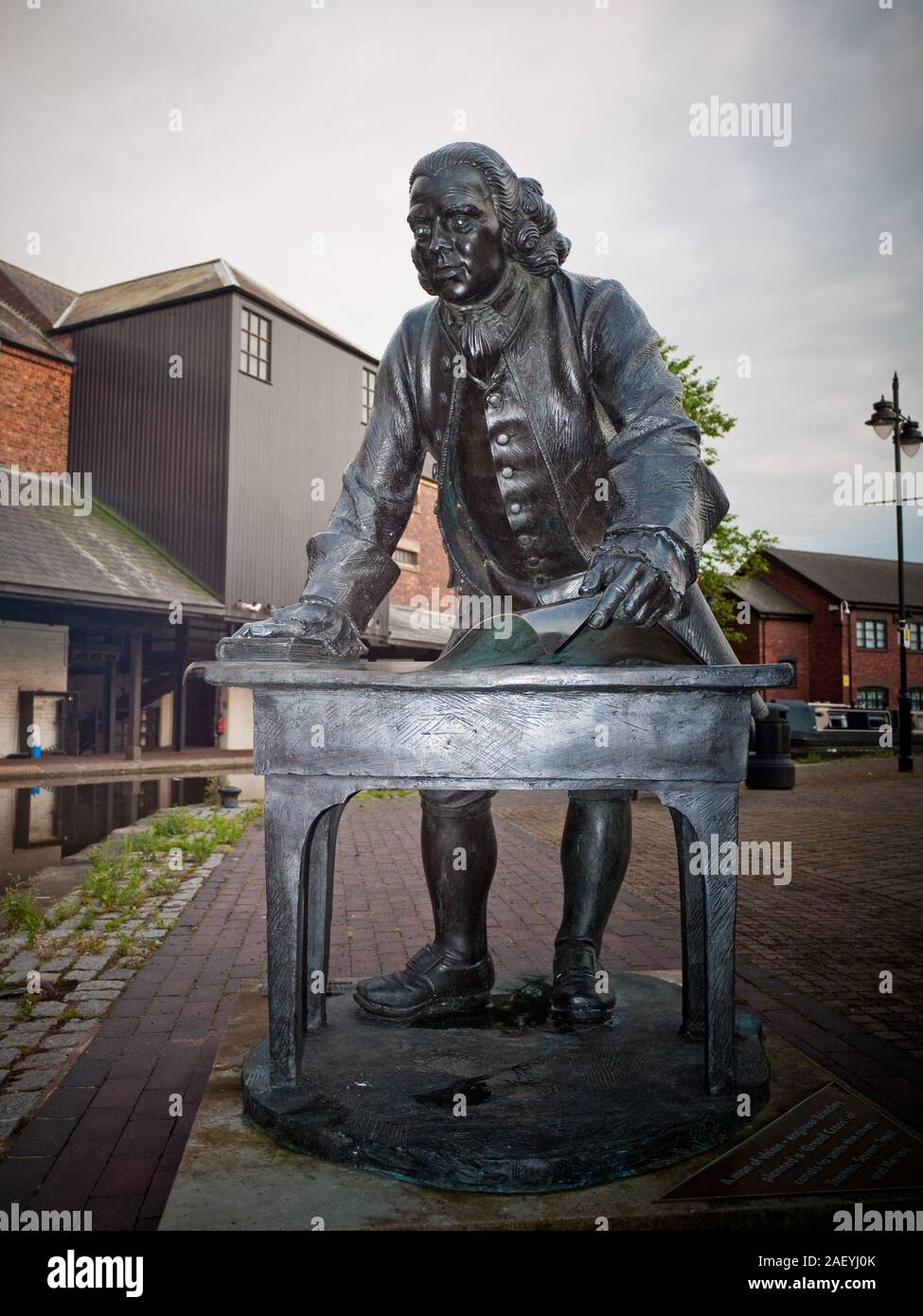 Statua di James Danielle a Coventry Bacino del canale Foto Stock