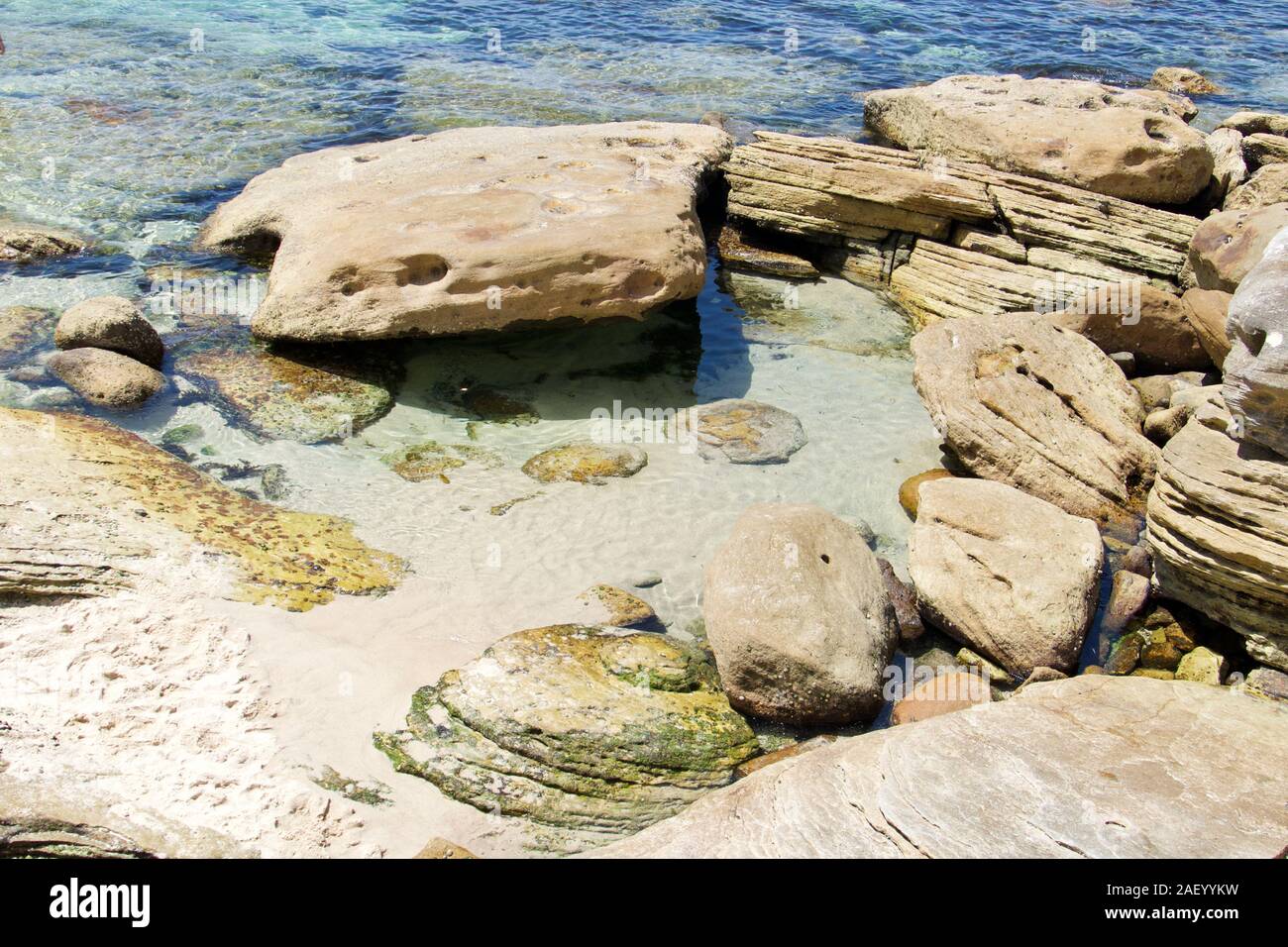 Bondi Beach a Sydney, Australia. Spiaggia idilliaca nella periferia est di Sydney. Foto Stock