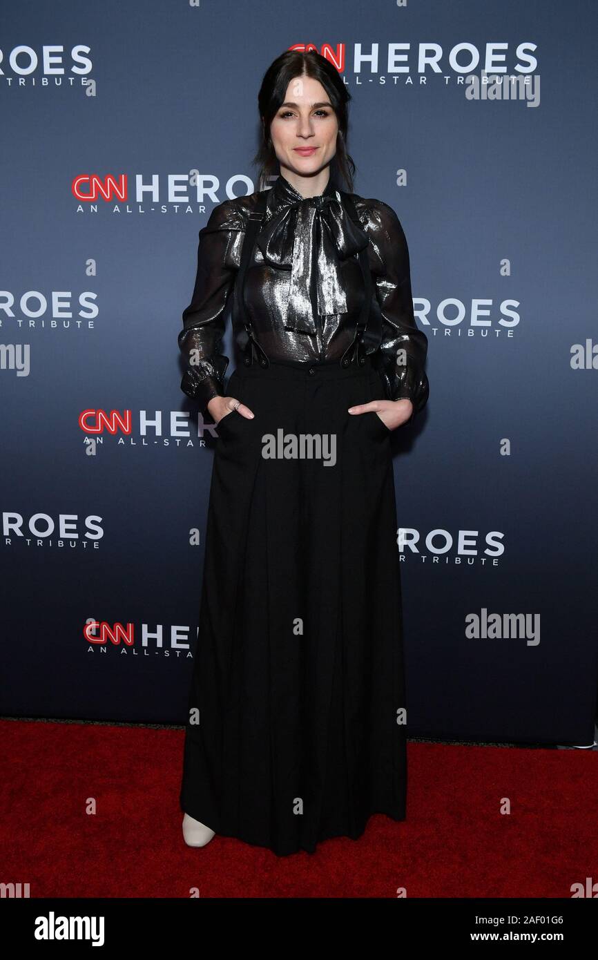 Aya Cash assiste CNN Heroes al Museo Americano di Storia Naturale su dicembre 08, 2019 in New York City. Foto Stock