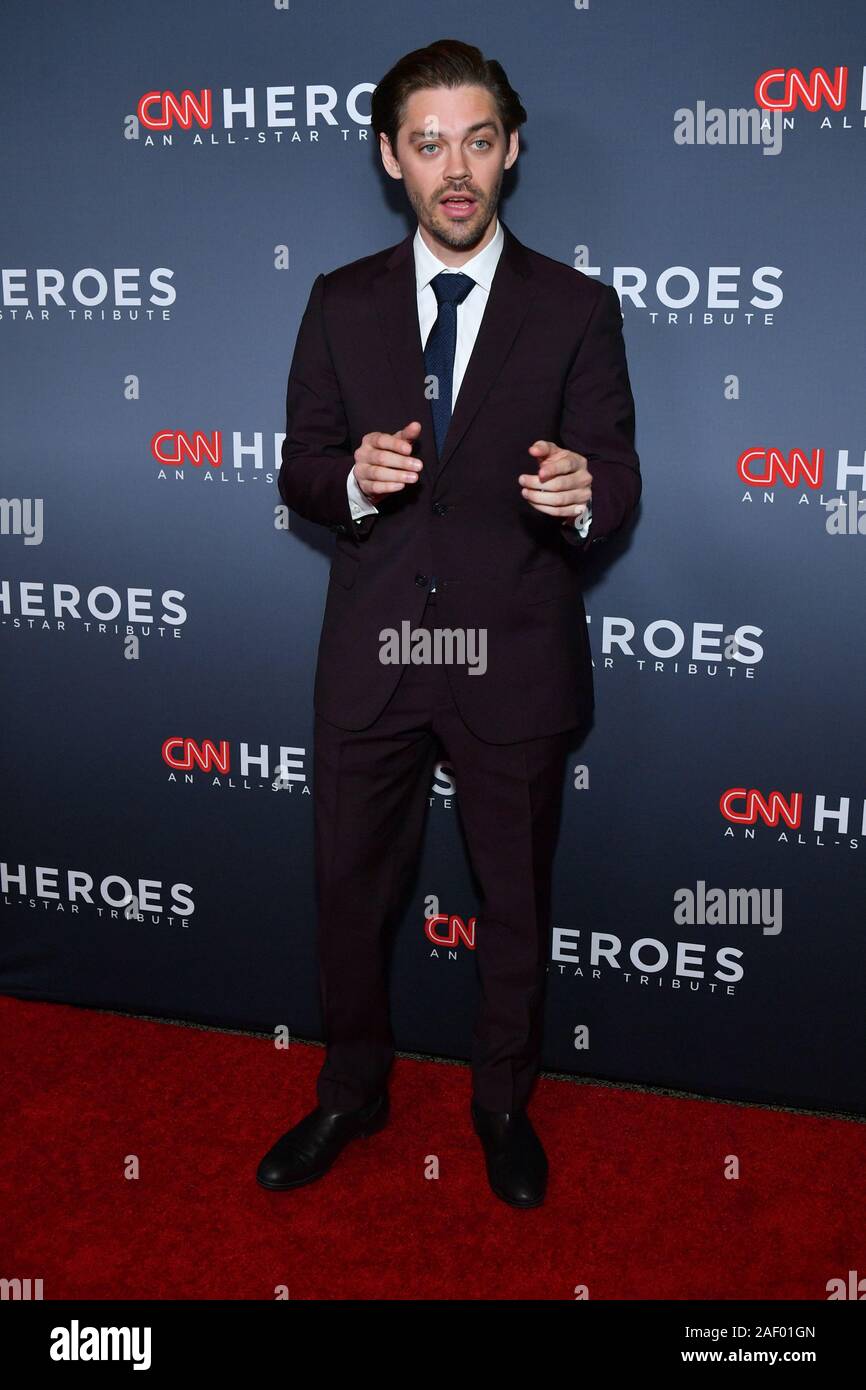 Tom Payne assiste CNN Heroes al Museo Americano di Storia Naturale su dicembre 08, 2019 in New York City. Foto Stock