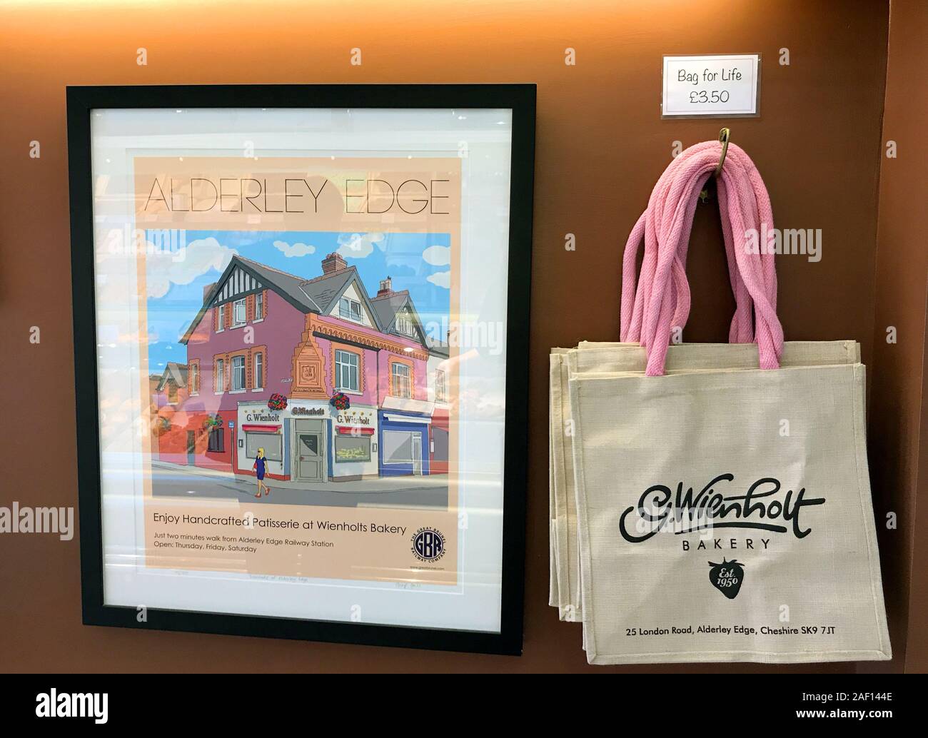 Borsa per la vita, Weinholts, panetteria, Alderley Edge, Cheshire, Inghilterra, Regno Unito Foto Stock