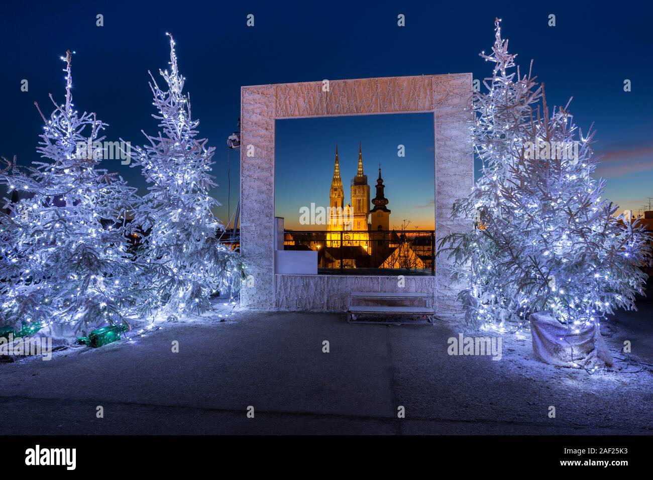 Photo Frame durante l Avvento nel Klovic gallery in città Zagreb, Croazia Foto Stock