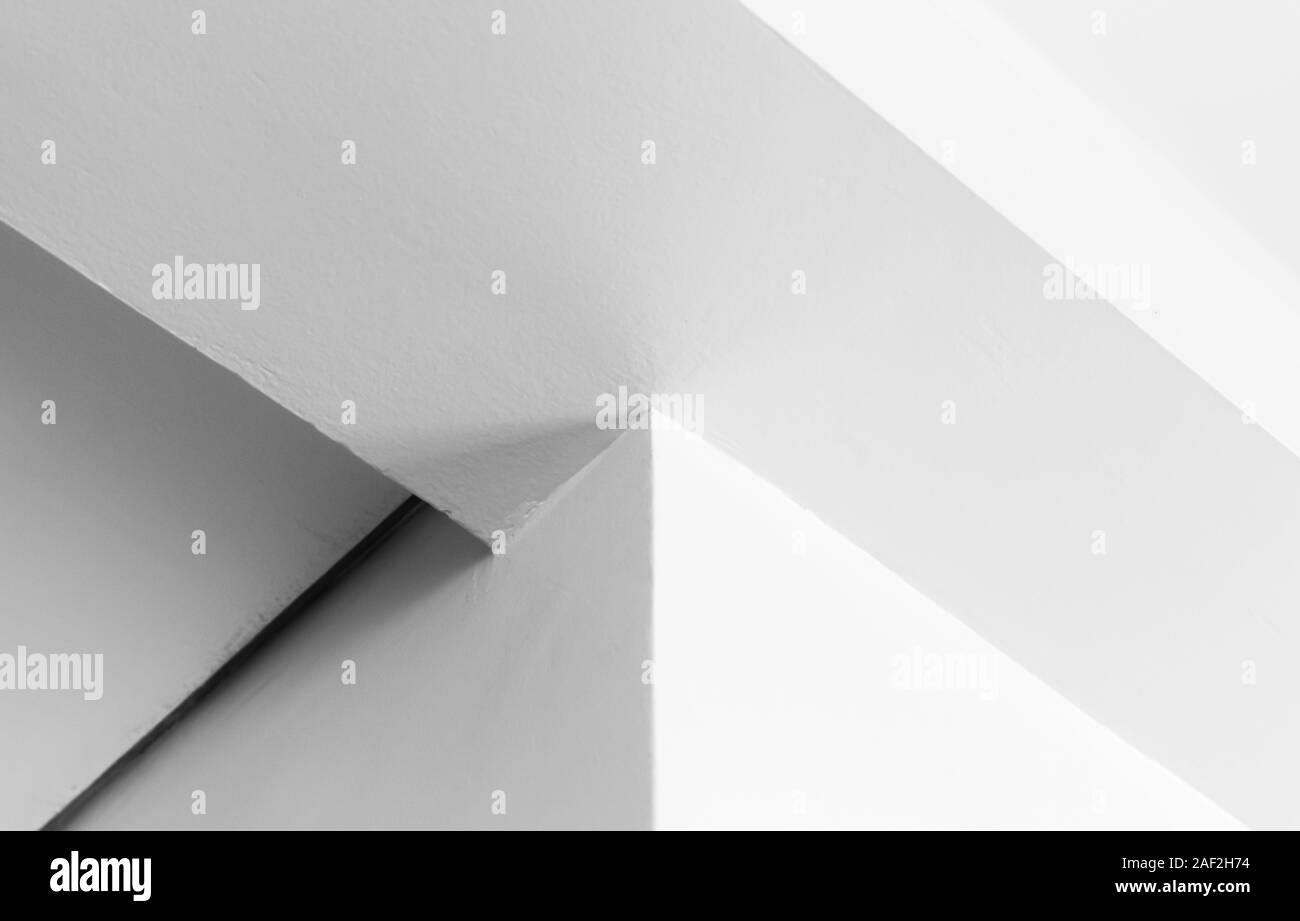 Abstract geometriche minime frammento interno con soffitto a travi, dello sfondo della foto Foto Stock