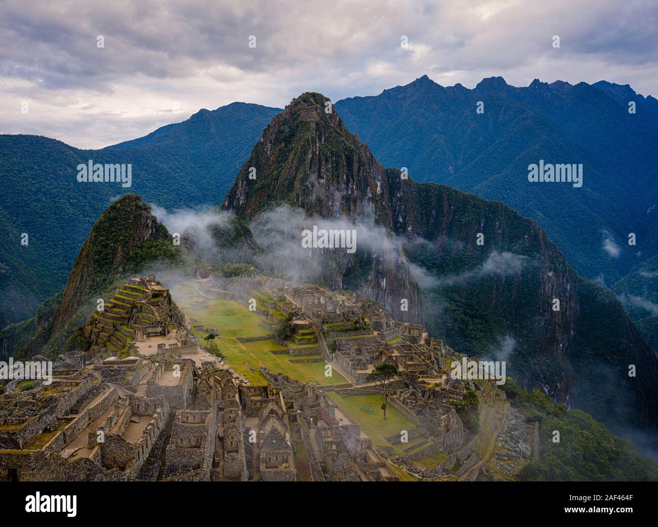 MACHU PICCHU, Perù - CIRCA NEL SETTEMBRE 2019: vista del Machu Picchu in Perù. Foto Stock