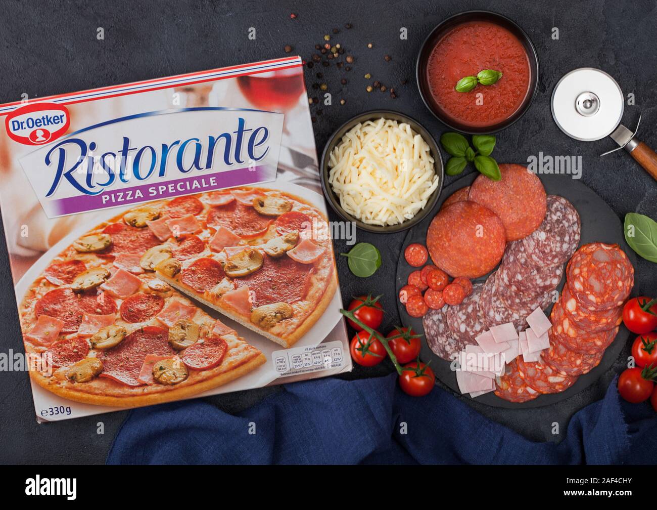 Dr oetker ristorante pizza mozzarella dr oetker ristorante pizza mozzarella immagini e