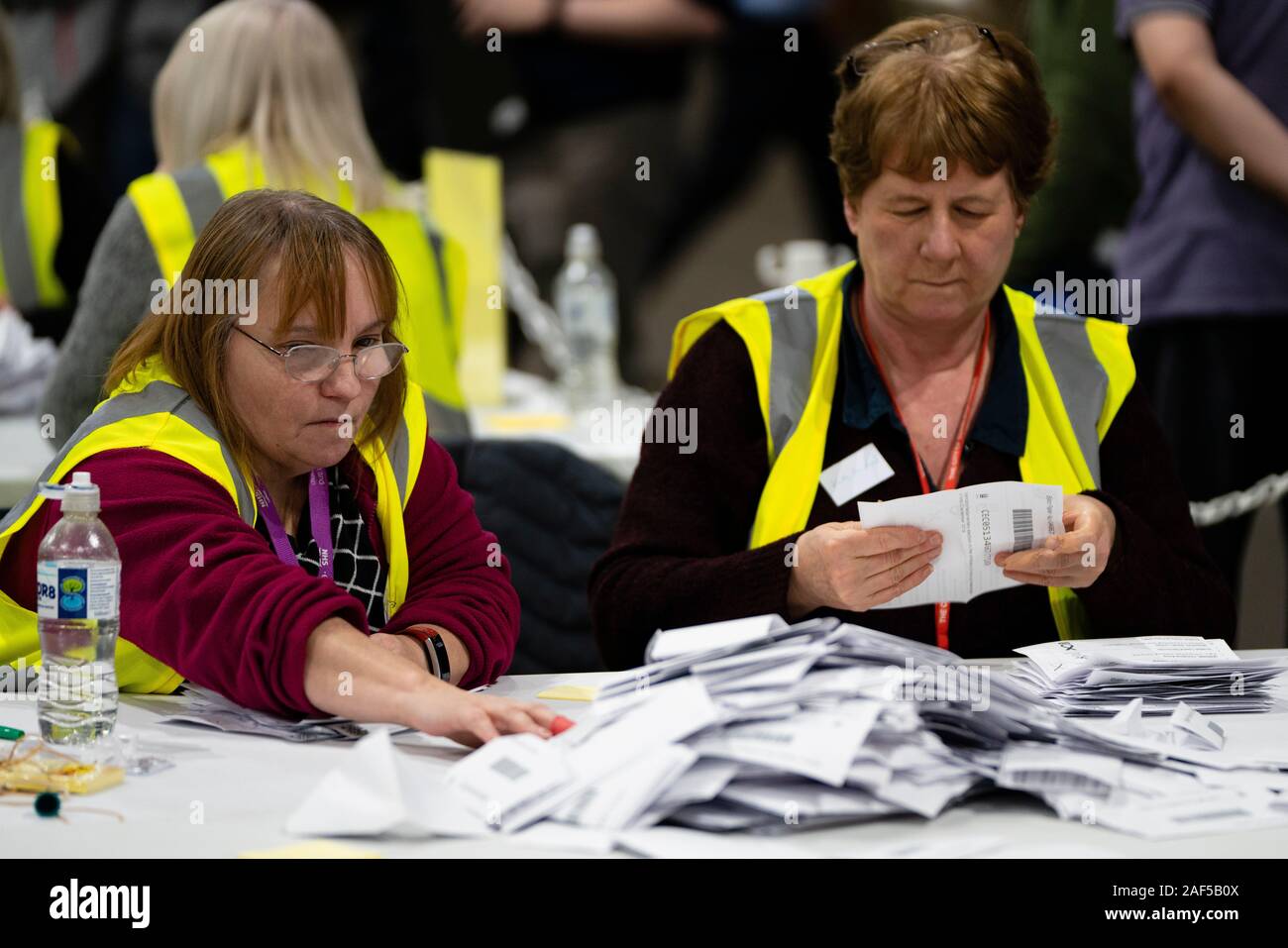 Edimburgo, Scozia, Regno Unito. Il 12 dicembre 2019. Parlamentare elezione generale conte presso il Royal Highland Centre di Edimburgo. Iain Masterton/Alamy Live News Foto Stock