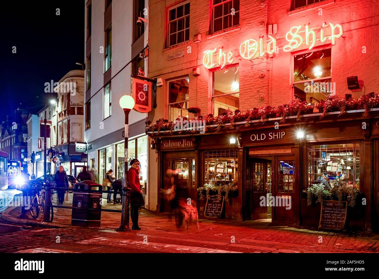 La vecchia nave pub, Richmond, London, England, Regno Unito Foto Stock