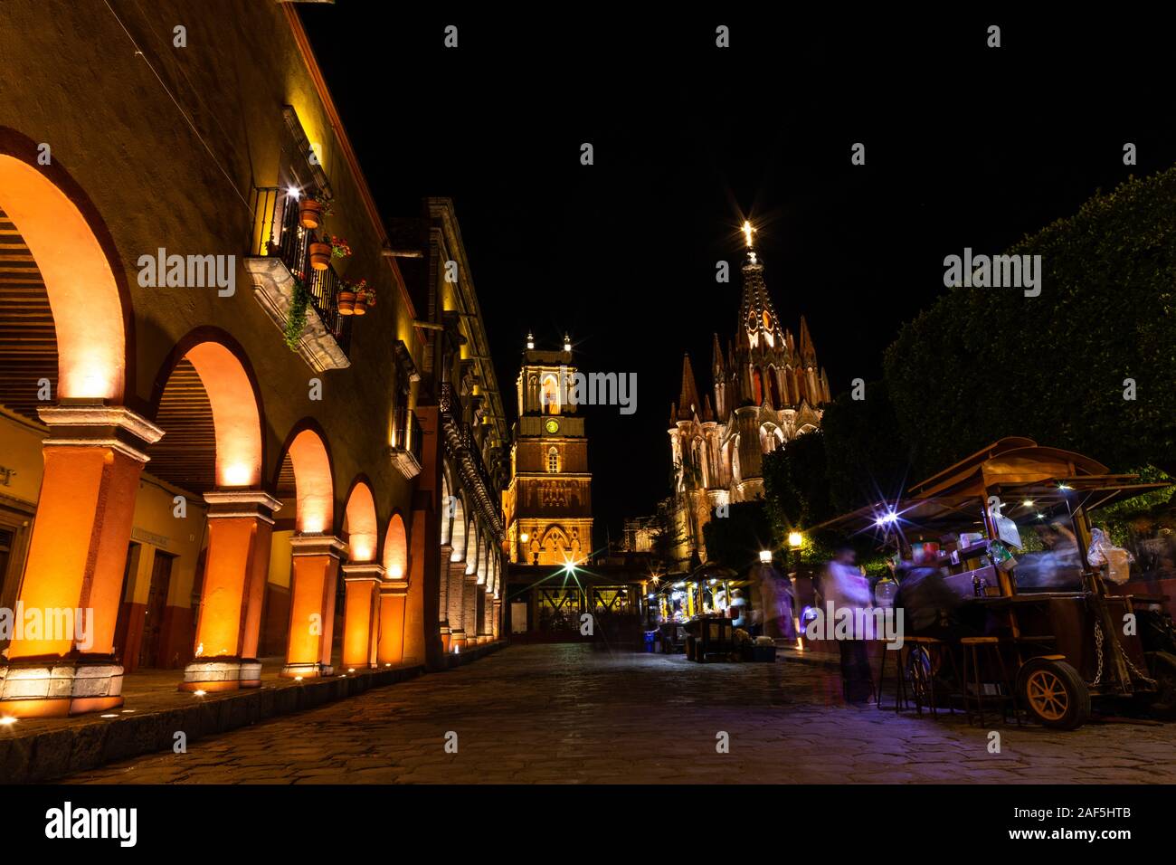 La Parroquia de San Miguel de Arcangel e la Santa Escuela de Cristo in San Miguel De Allende, Guanajuato, Messico Foto Stock