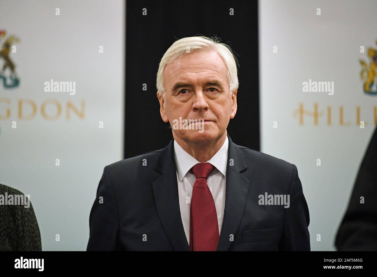 Hayes e Harlington MP John McDonnell parlando a Uxbridge, dove egli ha mantenuto la sua sede parlamentare dopo il 2019 elezione generale. Foto Stock