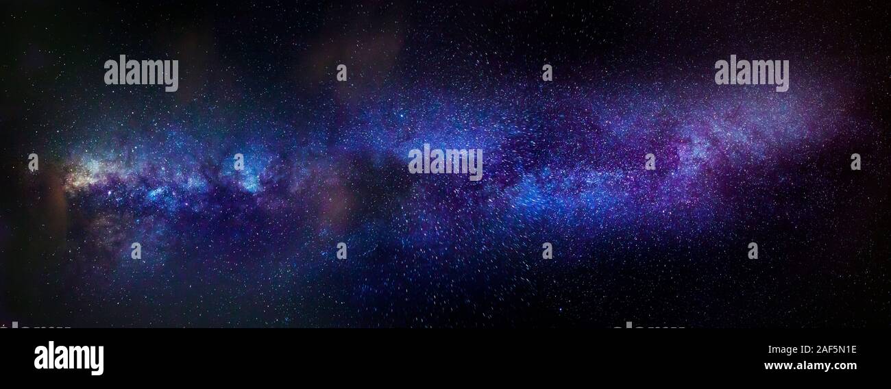 Un panorama completo della Via Lattea. Foto Stock