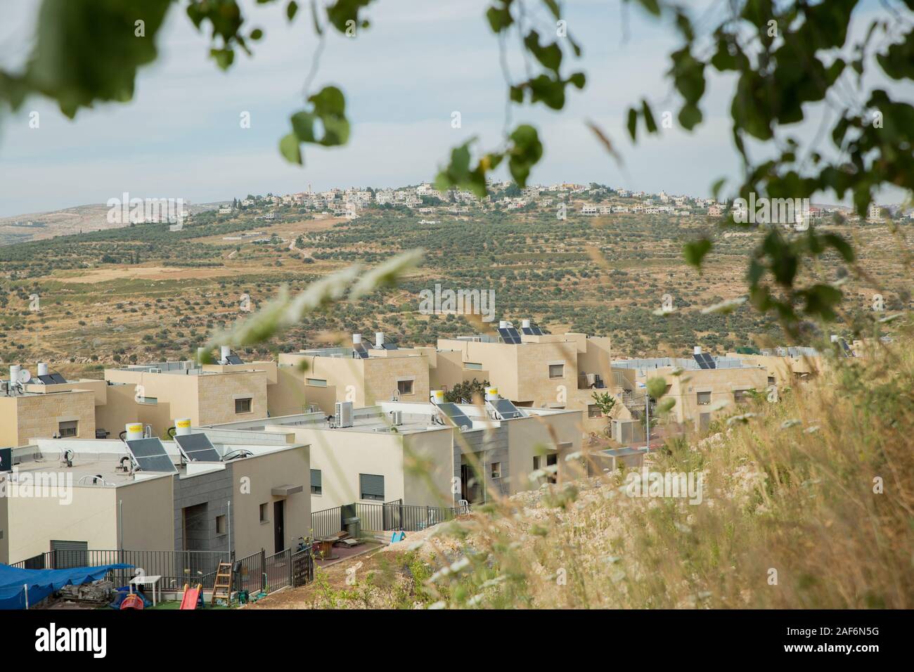 Vista di Nablus dall'insediamento israeliano Kdumim in Cisgiordania, Israele / Palestina Foto Stock