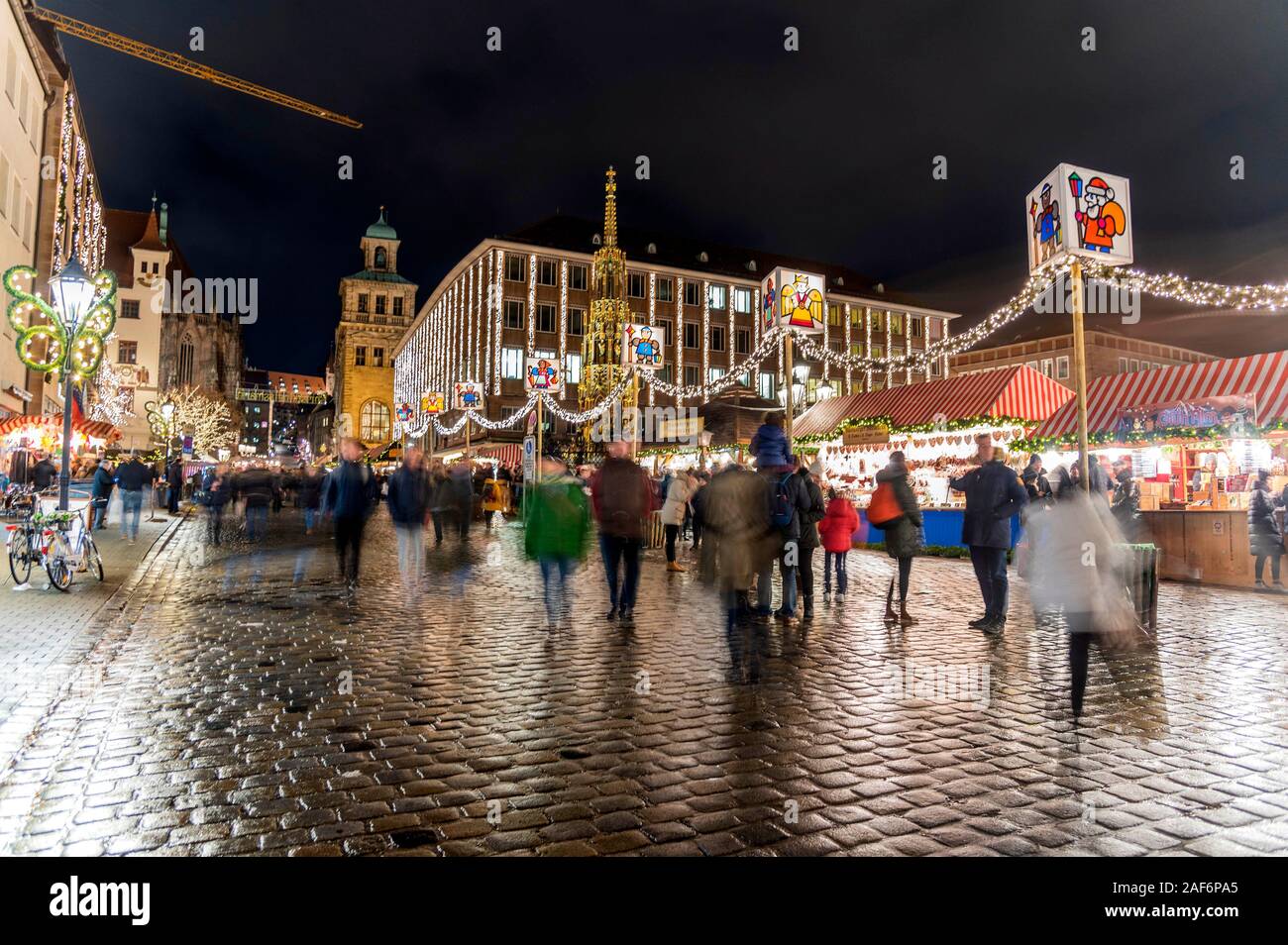 Nurnberger Christkindlesmarkt nella città vecchia. Nurnberg, 12.12.2019 | Utilizzo di tutto il mondo Foto Stock