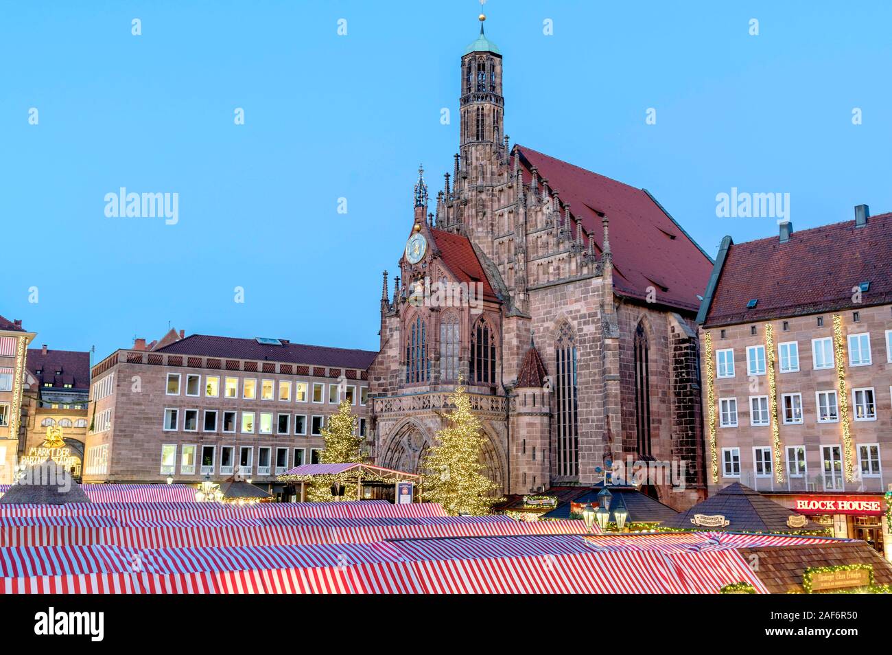 Nurnberger Christkindlesmarkt nella città vecchia. Nurnberg, 12.12.2019 | Utilizzo di tutto il mondo Foto Stock