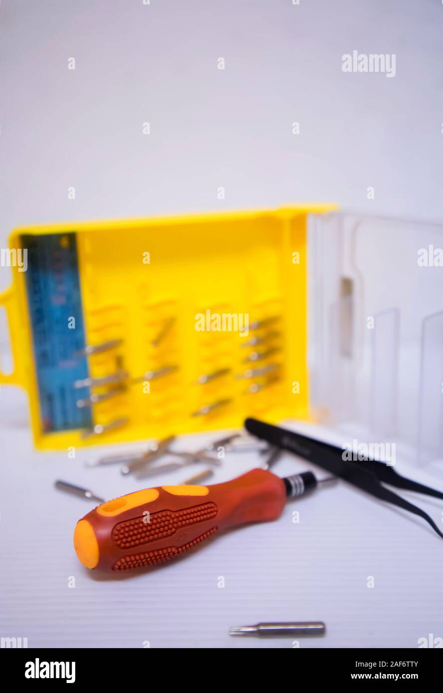 Vite di Hardware Driver Kit attrezzo multifunzionale a mano kit di strumenti Foto Stock