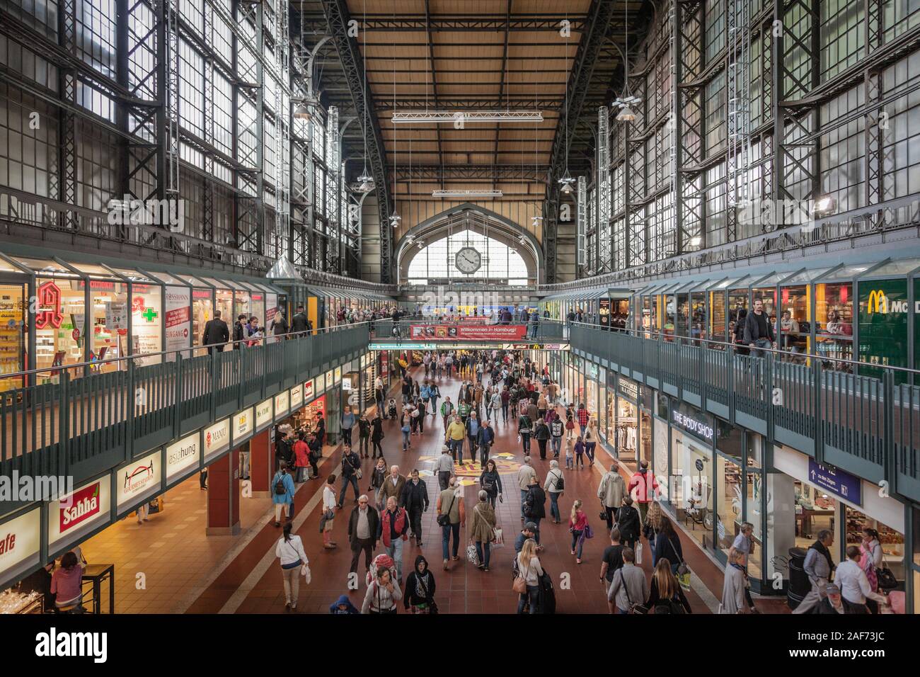 Stazione ferroviaria principale di Amburgo Foto Stock