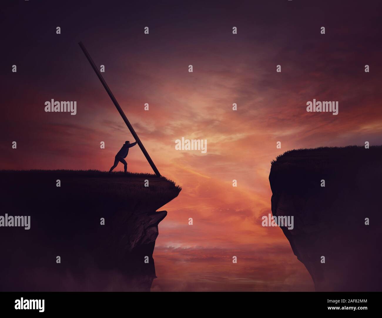 Imprenditore spingendo un fascio lungo, la creazione di un ponte improvvisato per attraversare il baratro ostacolo. Coprire il divario e raggiungere un altro lato della scogliera. Una missione Foto Stock