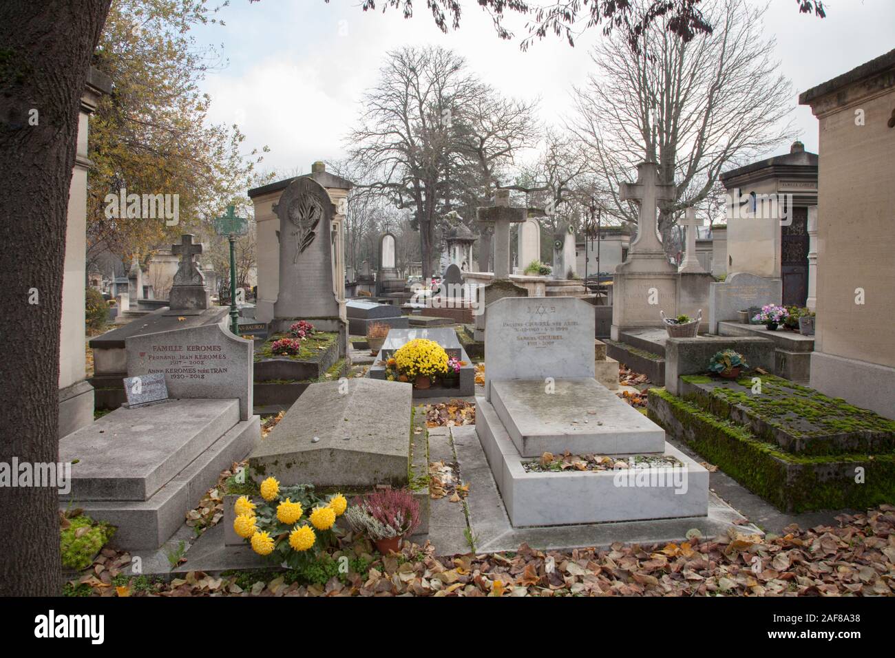 Cimitero di Montparnasse di Parigi Foto Stock
