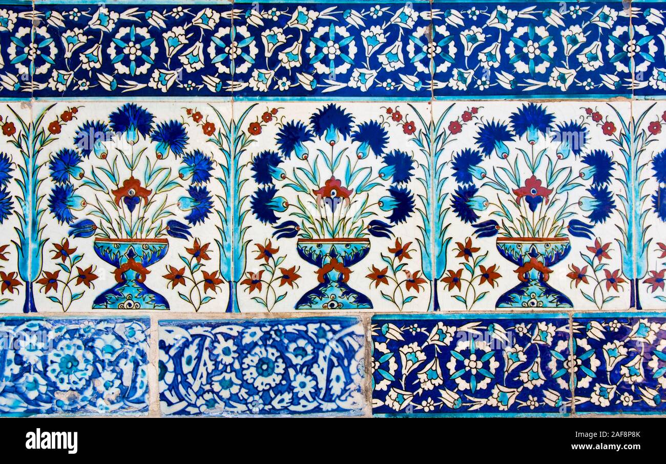 Le piastrelle di ceramica a Topkapi, un sito Patrimonio Mondiale dell'UNESCO. Istanbul, Turchia Foto Stock