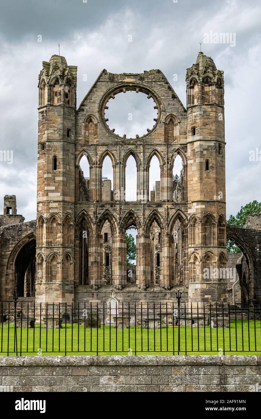 Rovine del XIII secolo Elgin Cathedral vicino a Moray in Scozia. Foto Stock