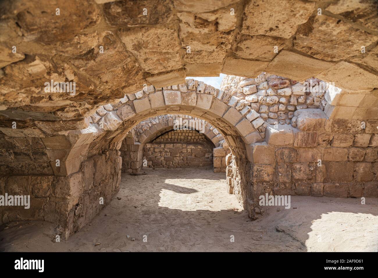 Africa, Egitto, Alessandria. Rovine del Greco metropolitana romana bagni termali e arcate. Foto Stock