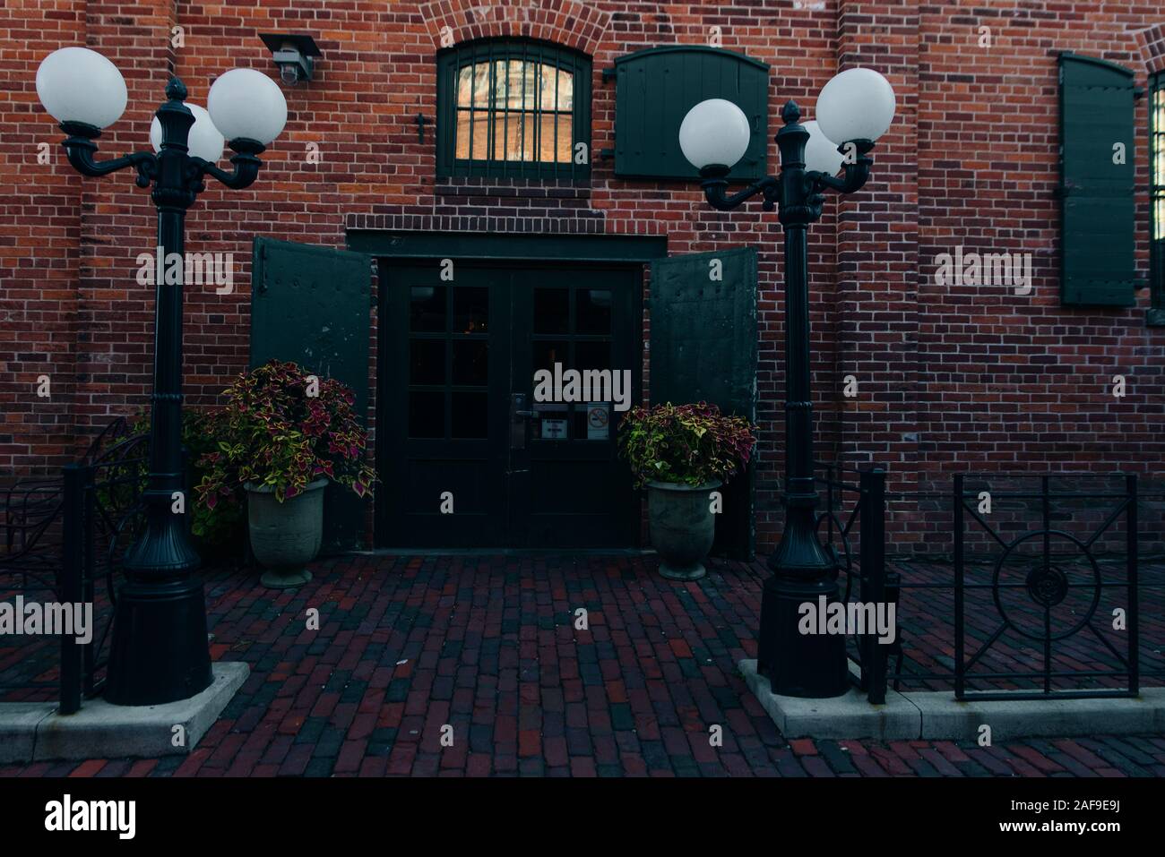 TORONTO, Canada - novembre, 2019 Distillery District Gooderham Ex Distilleria mosto Foto Stock