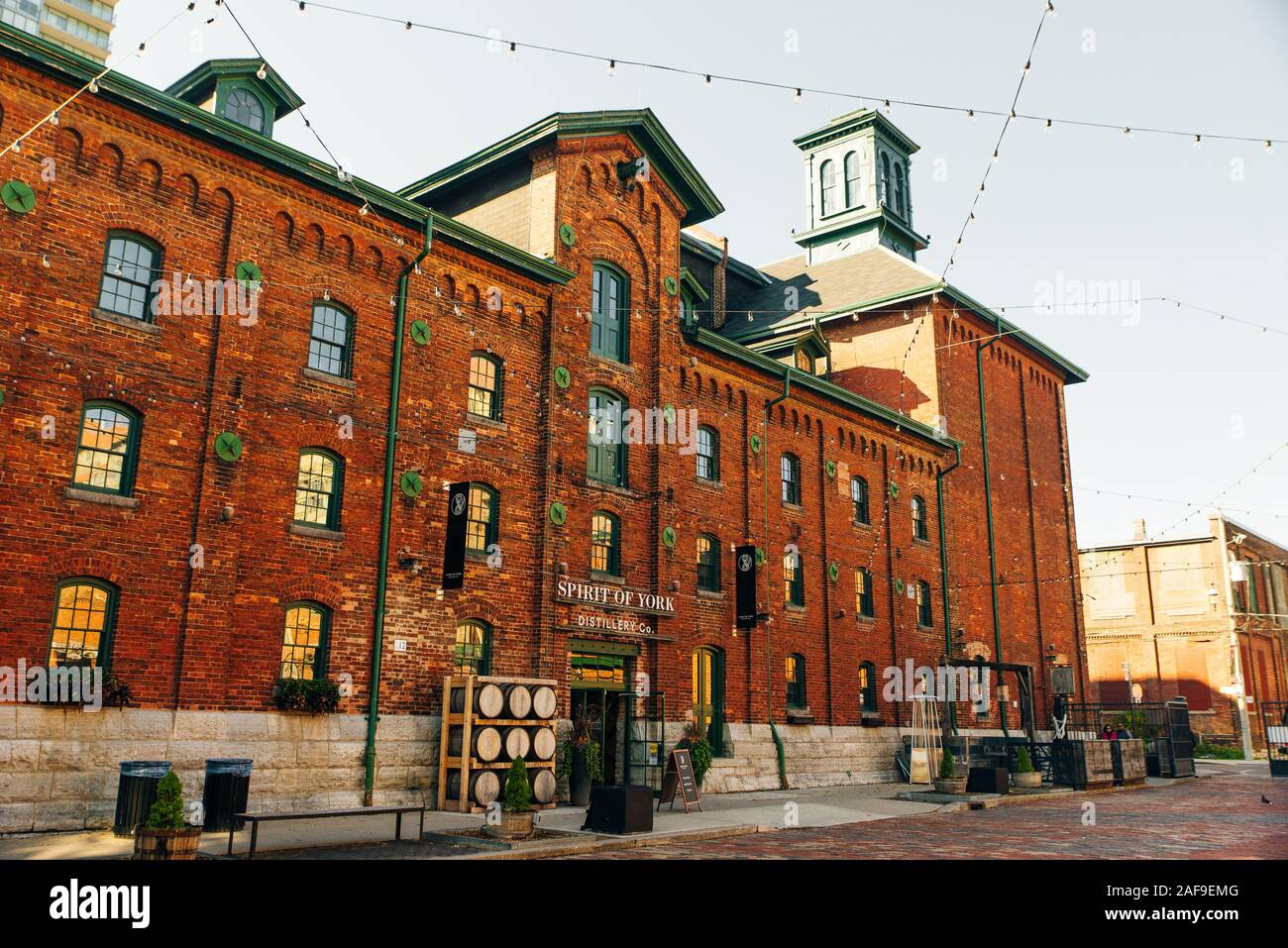 TORONTO, Canada - novembre, 2019 Distillery District Gooderham Ex Distilleria mosto Foto Stock