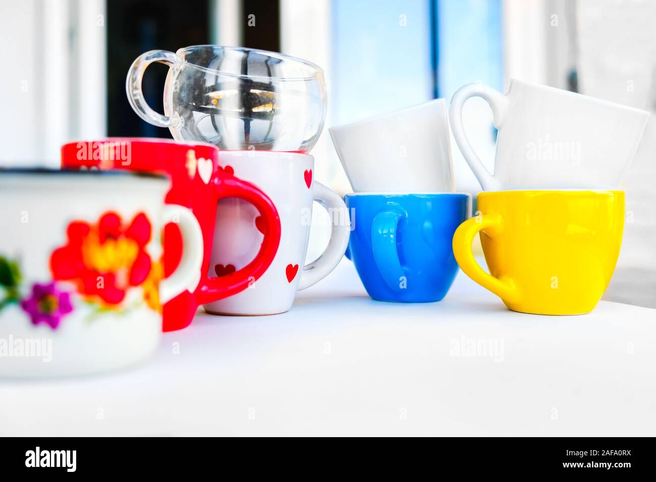 Tazze da caffè con elementi rétro design Foto Stock