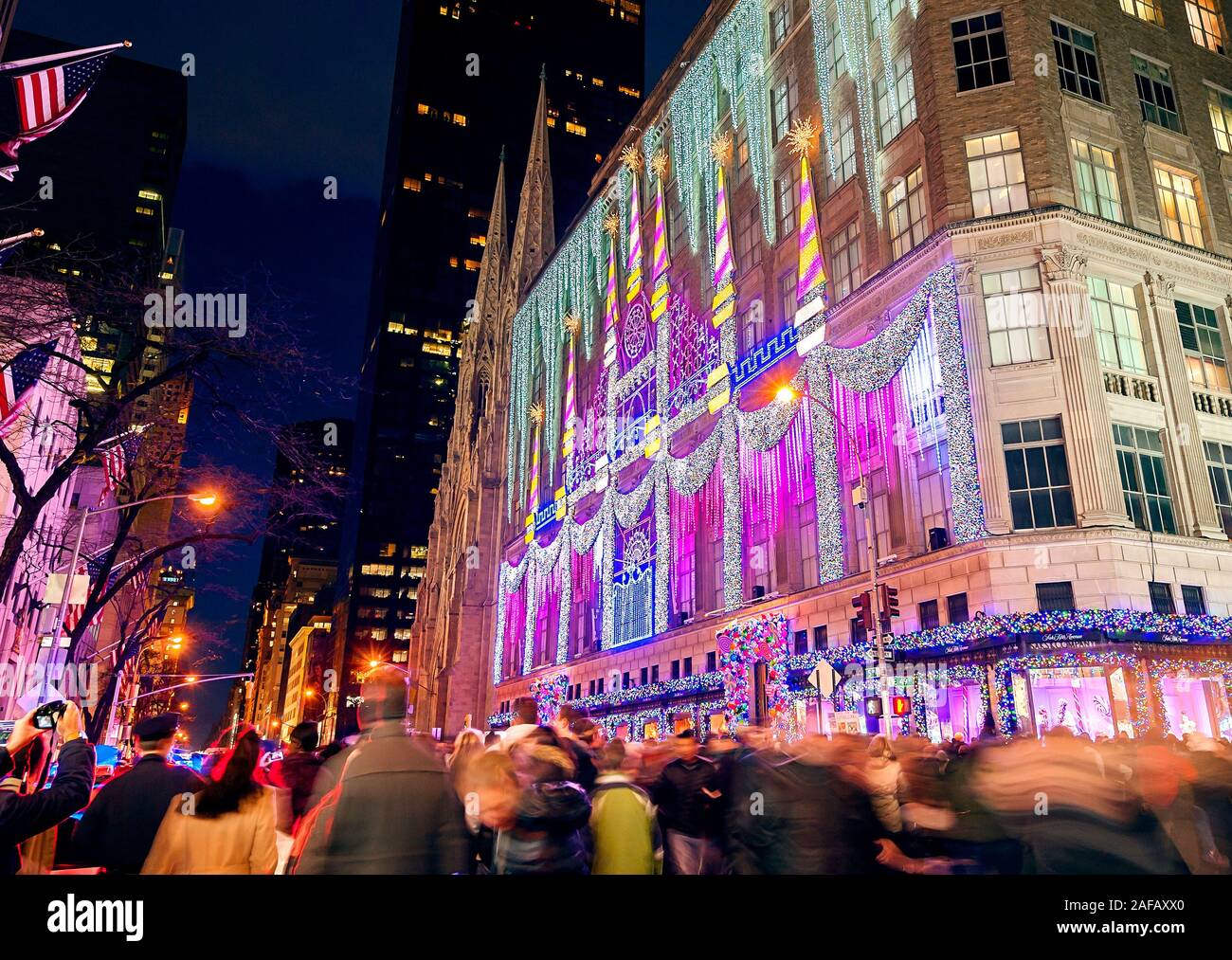 Natale a New York Saks Fifth Avenue luci Foto Stock