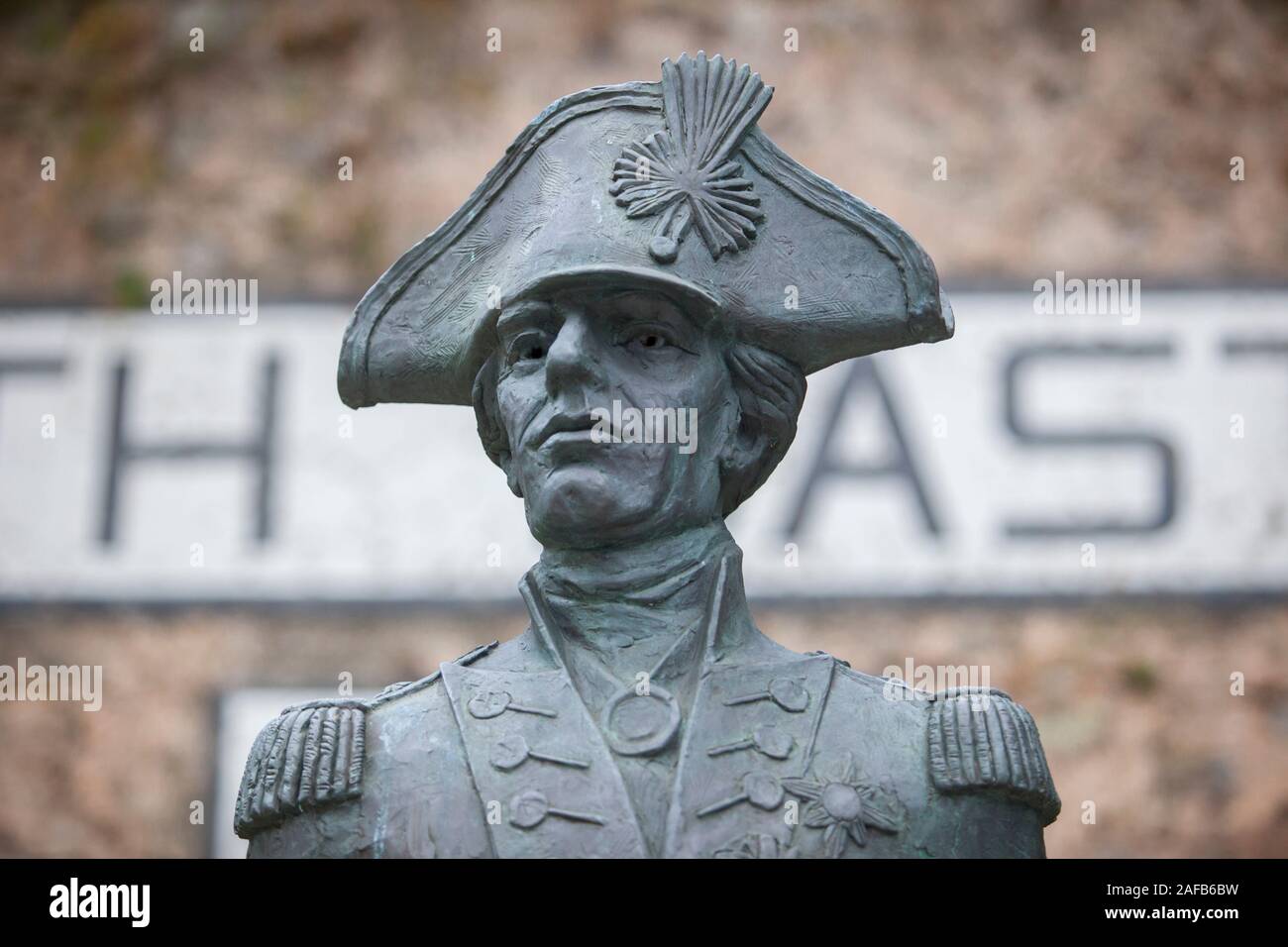 Gibilterra, Regno Unito - 27 Luglio 2019: Life-size, statua in bronzo di Lord Nelson dallo scultore Giovanni Doubleday. Bastione meridionale, Gibilterra, Regno Unito Foto Stock