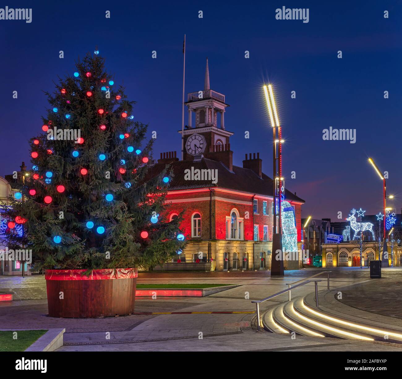 Le luci di Natale al crepuscolo in Stockton-on-Tees, Stockton on Tees, England, Regno Unito Foto Stock