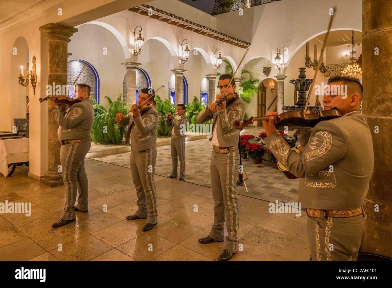Mariachi Joya de Mexico di eseguire a casa Kimberly, Puerto Vallarta, Jalisco, Messico. Foto Stock