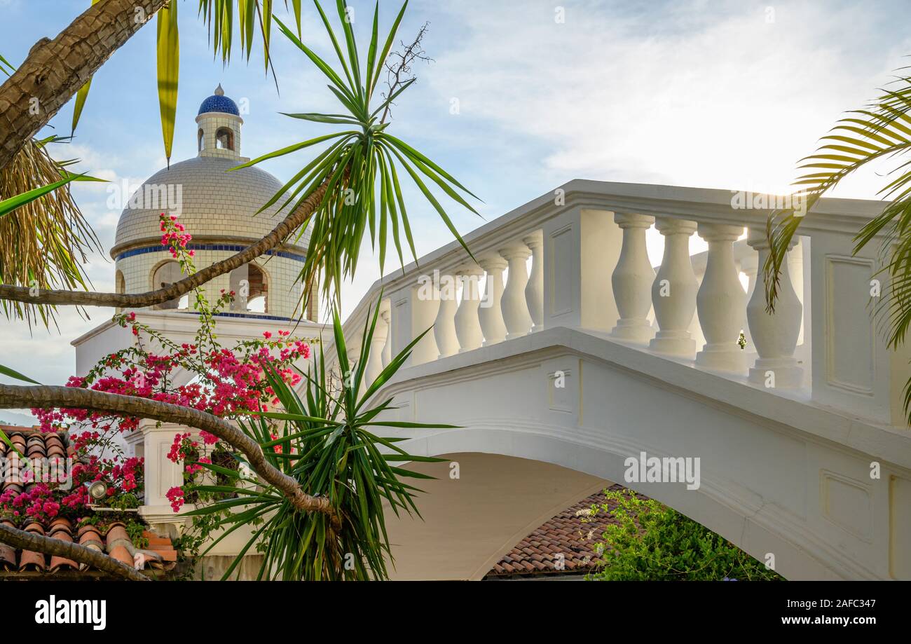 Puente del Amor ("ponte di amore") in Casa Kimberly, Puerto Vallarta, Jalisco, Messico. Foto Stock