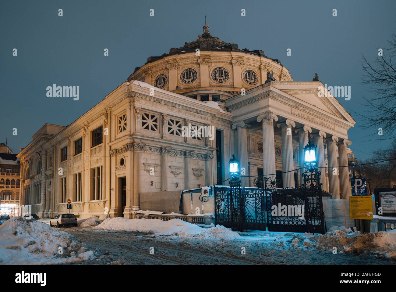 Bucarest scena notturna nella stagione invernale Foto Stock