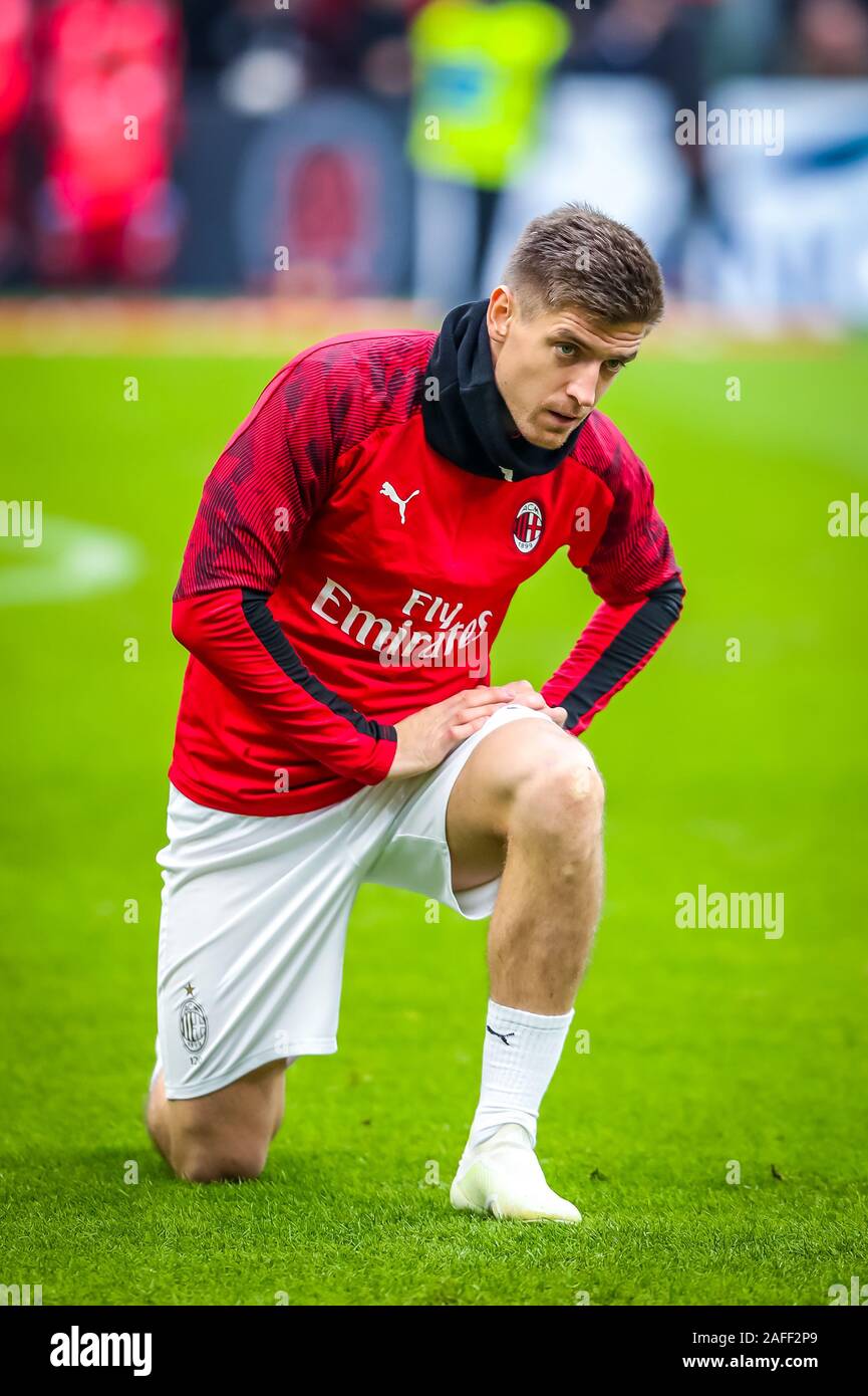 Milano, Italia. 15 Dic, 2019. krzysztof piatek (AC Milan)durante il Milan vs Sassuolo, italiano di calcio di Serie A del campionato Gli uomini in Milano, Italia, 15 Dicembre 2019 - LPS/Fabrizio Carabelli Credito: Fabrizio Carabelli/LP/ZUMA filo/Alamy Live News Foto Stock