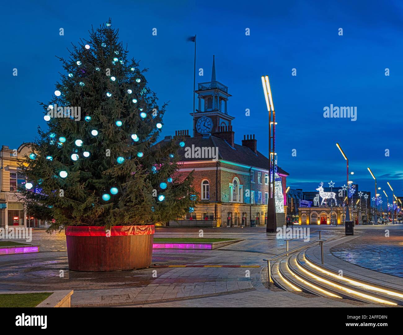 Le luci di Natale al crepuscolo in Stockton-on-Tees, Stockton on Tees, England, Regno Unito Foto Stock