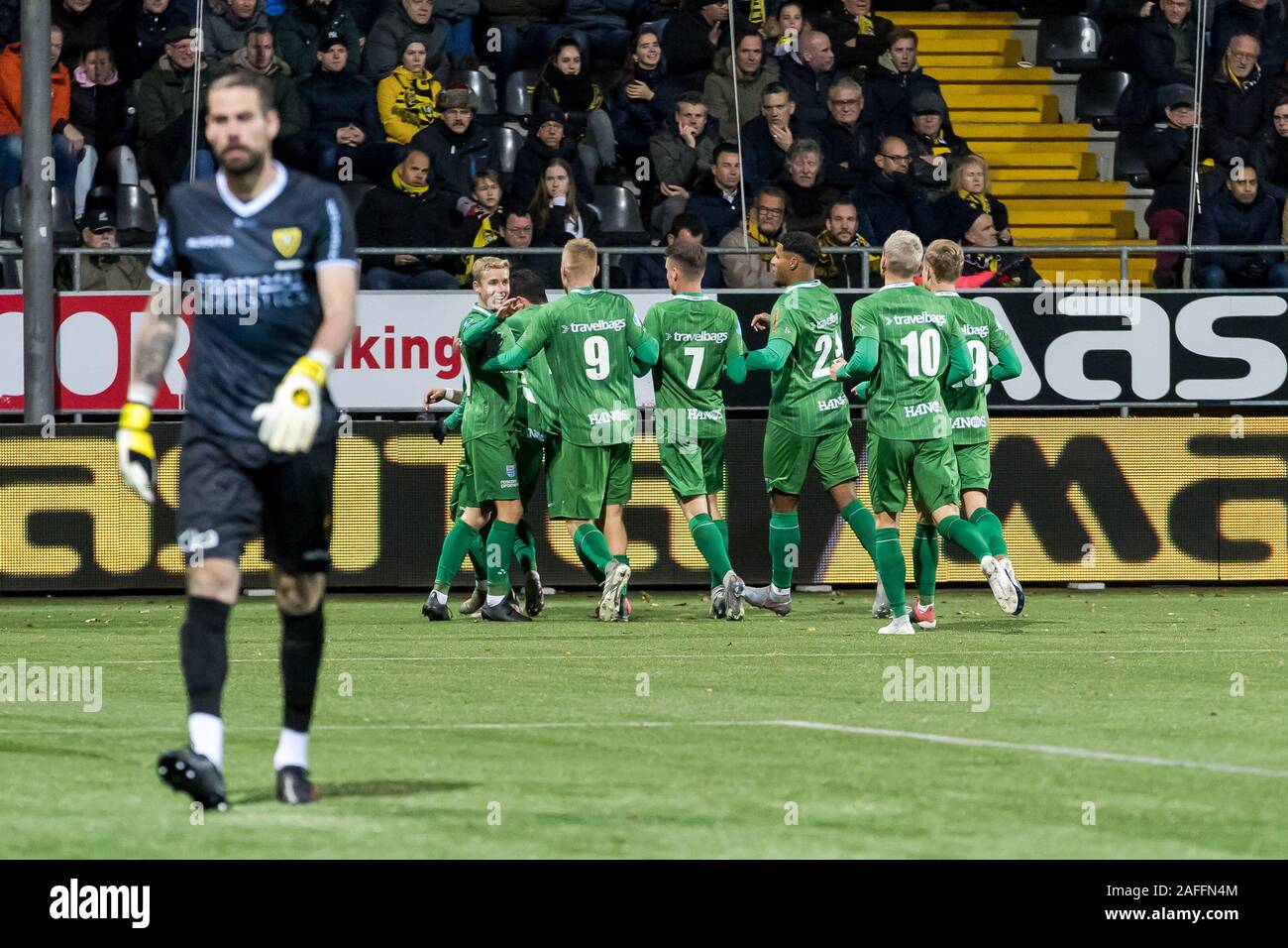 14-12-2019: Voetbal: VVV Venlo v PEC Zwolle: Venlo Soccer Eredivisie 2019-2020 L-R spelers pec zwolle vieren de 0-1 Foto Stock