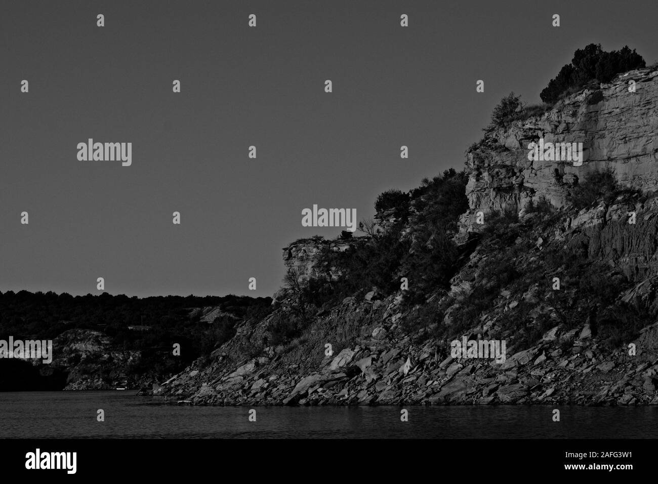 Rock Bluff litorale del Lago di McKinsey, Texas Panhandle. Foto Stock