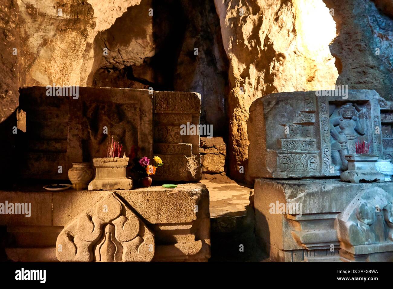 DA NANG, VIETNAM - Novembre 22, 2019: Grotta a montagne di marmo, Da Nang, Vietnam Foto Stock