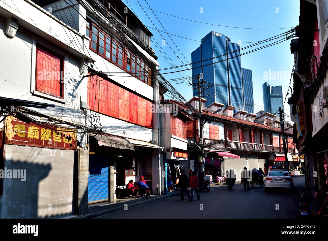 Street nella città vecchia di Shanghai Foto Stock