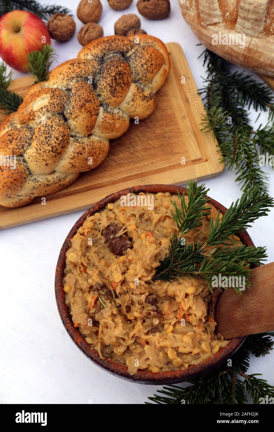 Cracovia. Cracovia. La Polonia. Chalka bigos e. Polacca tradizionale piatto di Natale. Foto Stock