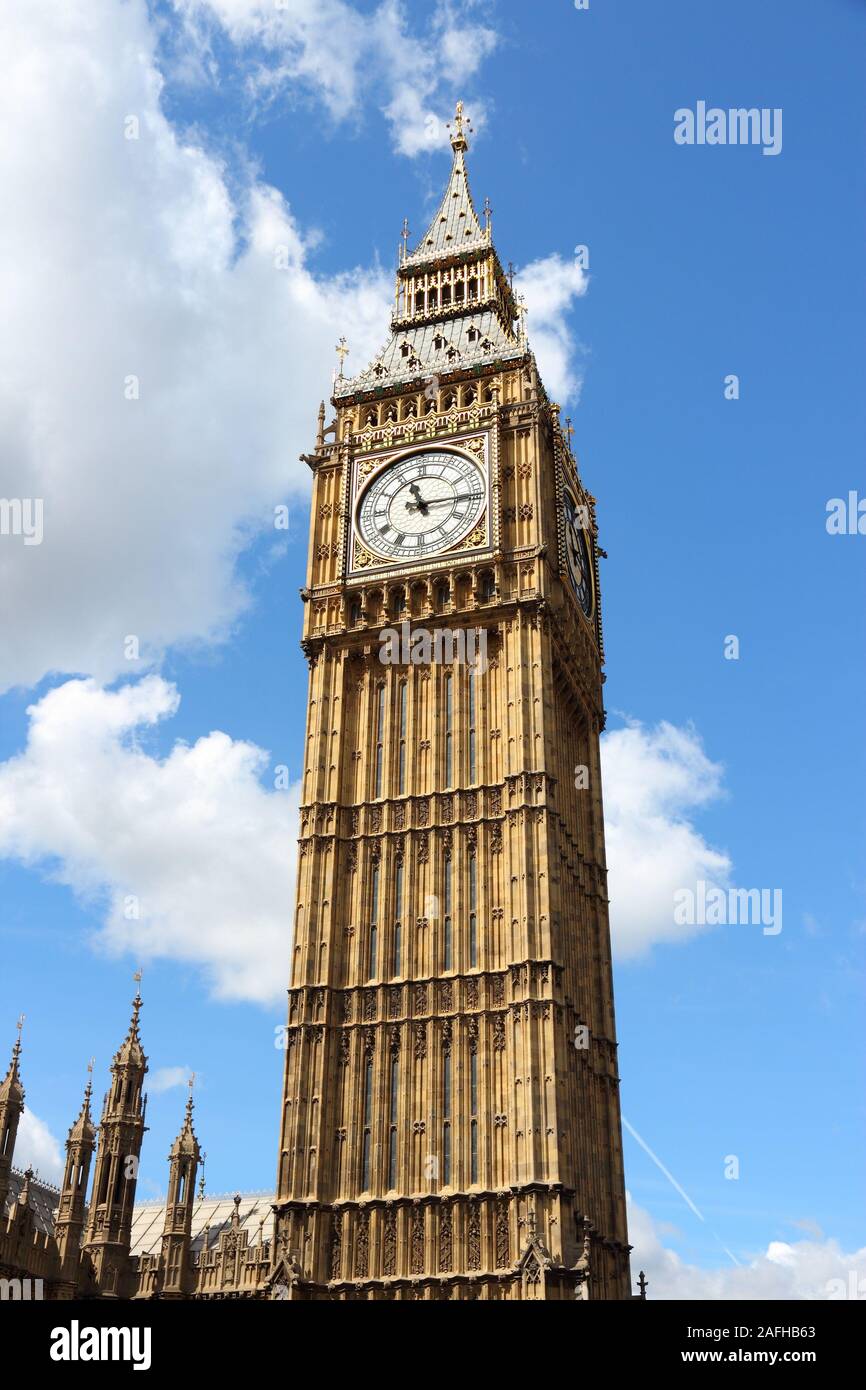 Big Ben Clock Tower a Londra. Punto di riferimento in inglese. Foto Stock