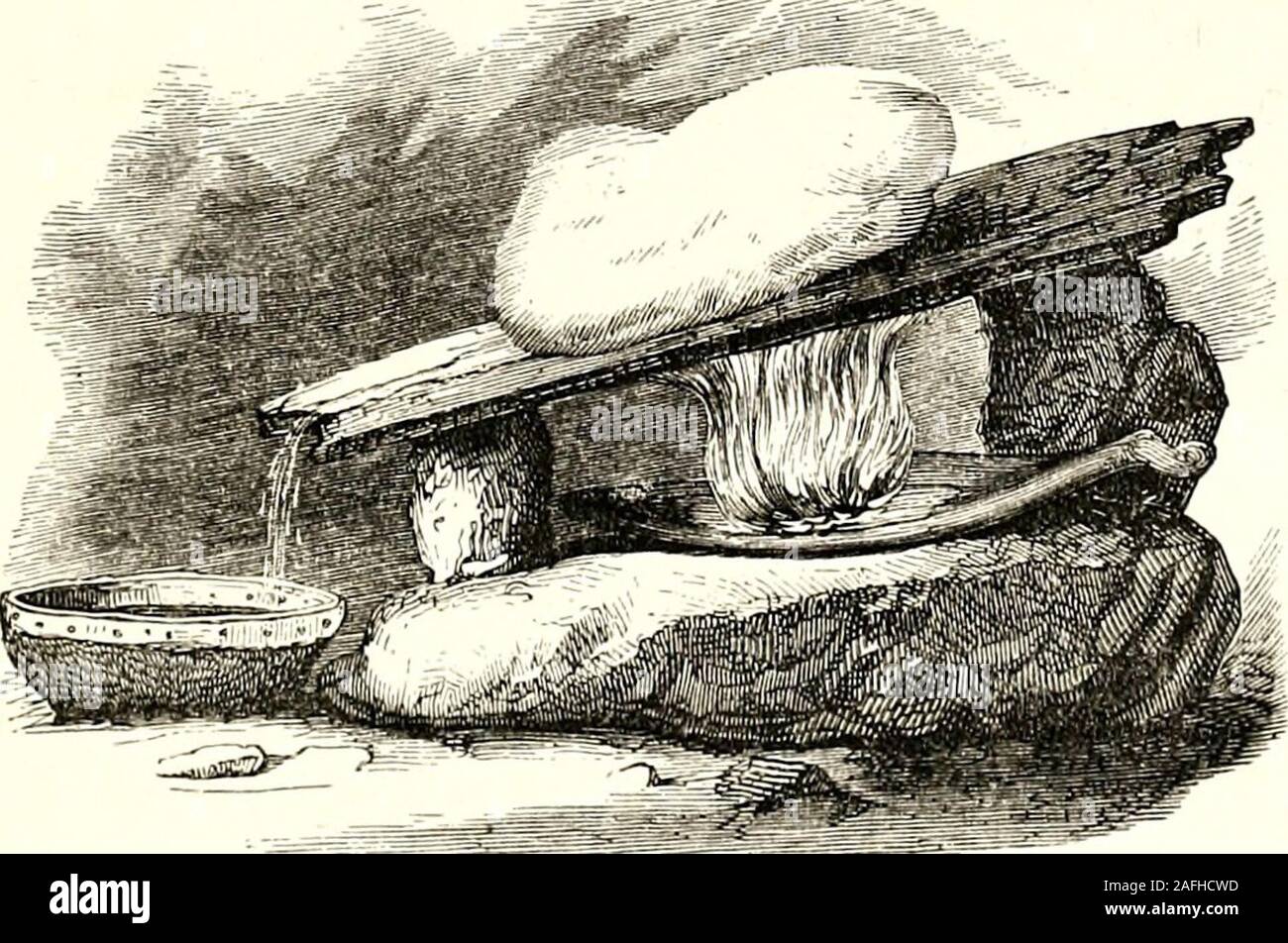 . Esplorazioni artiche: la seconda spedizione Grinnell in cerca di Sir John Franklin, 1853, '54, '55. Guarnizione di tenuta a tazza della pelle.. SNOW-fusore, ANOATOK. rus,-la pietra leggermente inclinato, la cavità del bonelarge abbastanza per tenere un muschio-stoppino e alcuni blubber;-un blocco quadrato di neve è stata posta sulla pietra, e 382 COMFORT. come il fumo caldo con cerchio attorno ad esso, la guarnizione-pelle saucercaught l'acqua che gocciola dal bordo. Theyhad nessuna nave per ebollizione; ciò che non abbiamo mangiato rawthey cotta su una pietra calda. Una bobina di solitario di tricheco-linea, fissata ad un organo mobile di lancia-testa, (mezzogiorno-ghak,)con il bene- Foto Stock