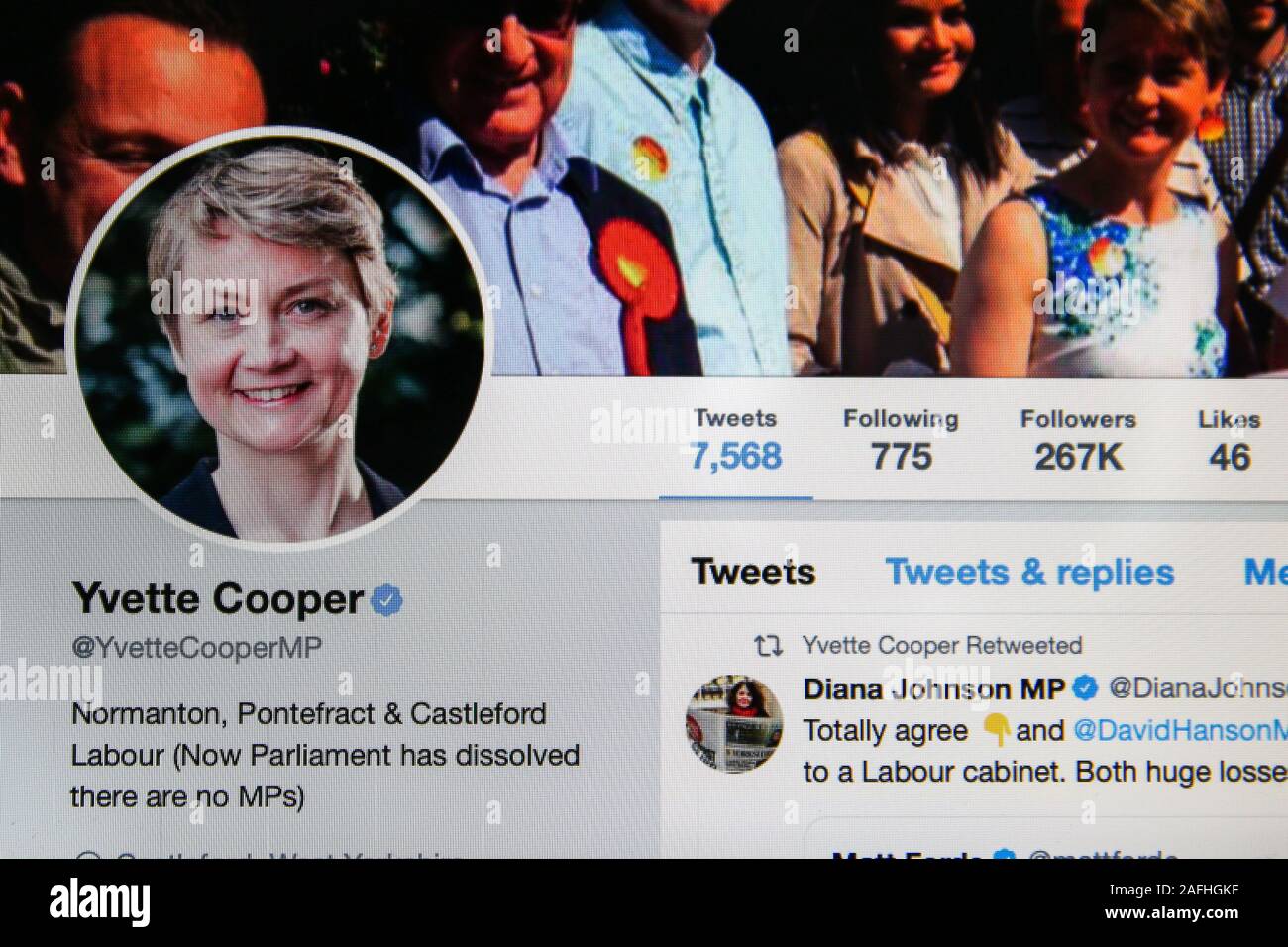 Account Twitter di Yvette Cooper - Membro del Parlamento per Normanton, Pontefract e Castleford. Foto Stock