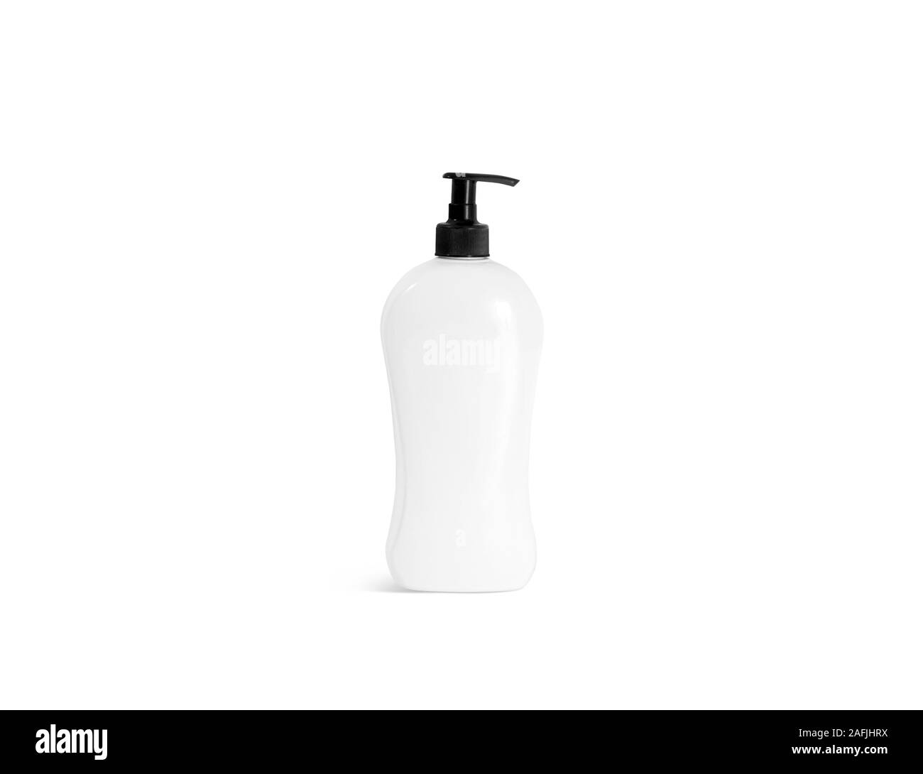 Flacone bianco shampoo con mockup a pompa nera, vista frontale Foto Stock