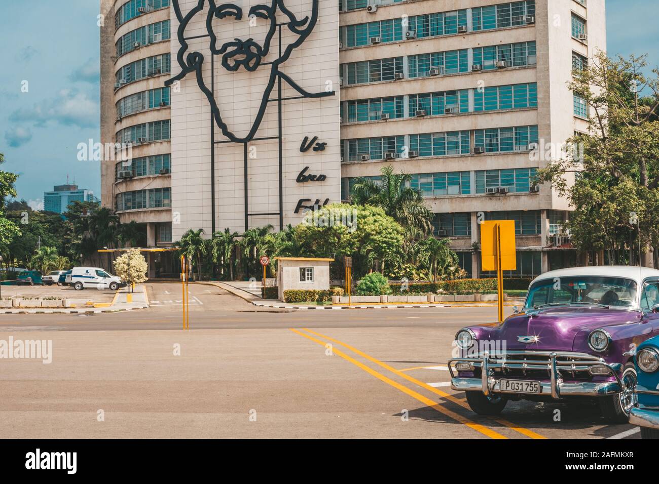 L'Avana, Cuba - Ottobre 18, 2019: Classic Car presso la Rivoluzione Plaza a l'Avana Foto Stock