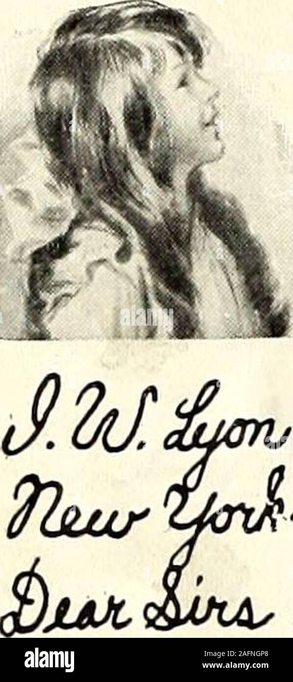 . San Nicola [numero]. grade, Maine. Il campeggio è situato sulla shoreof Ellis stagno, talvolta chiamato lago di salmone. Thislake è uno della catena di Belgrado. Ho grande timesup qui a giocare a baseball, tennis e andando fuori onwalking e gite in canoa. Nei giorni di pioggia il libraryand scacchi e scacchiere tornare utile. Thereare 80 ragazzi del Camp e un master per everyseven ragazzi. Viviamo in tende, quattro ragazzi a ciascuno. F. S. K. (età iiVz anni). San Nicola ha un reparto speciale maintainedfor voi, il suo scopo è di dirvi dove il camjjsare e che i costi per essere un camper. Se si Foto Stock