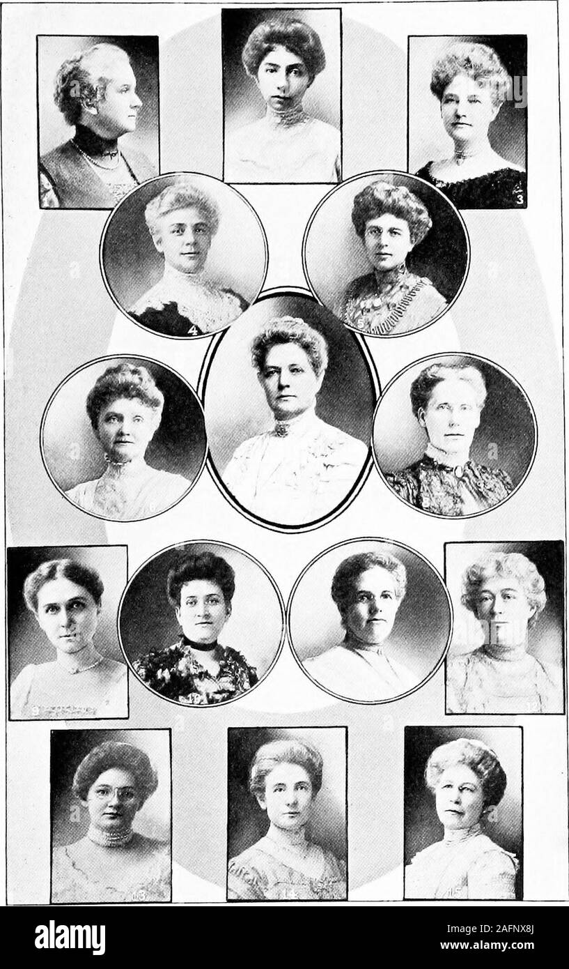 . La storia della Federazione generale delle donne del club per il primo di ventidue anni della sua organizzazione. questo pericolo. Chiediamo urgentemente toeditors aiuti a noi nei nostri sforzi per mettere nel nostro homesonly quelle pubblicazioni contenenti le news non obiezione-grado. Risolto, che il nostro emblema nazionale, il AmericanFlag, essere visualizzato in tutte le riunioni del generale Federa-zione di Womens Club. La sig.ra La Penotiere del Minnesota spostato che theGeneral federazione di Womens Club prendere properaction, attraverso il suo consiglio di amministrazione, cercando towarda più grande e più largo interesse per le donne rurali di theUnited membri. Th Foto Stock