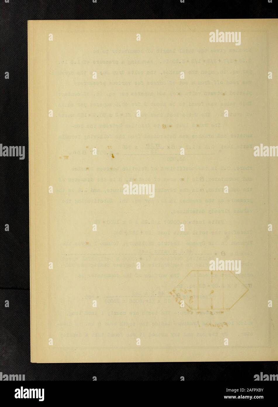 . Progettazione di un generatore in corrente continua e quadro elettrico per una fattoria di power plant. ion tra il com-mutatore e spazzole è stata determinata dalla seguente formulaattS lostg 0,8 x 1,5 x Bx-ZgL *™,0t00a67 6DN&GT; 33.000 dove, 0.3 è il coefficiente di attrito tra commutatore brushesand,8 è la zona di contatto, D è il diametro del collettore,n è il numero di giri al minuto, e 1.5 è lapressione sulle spazzole in libbre per piedi a. Sostituendo thevalues già determinato, watt persa. 0.00267 x 2.25 x 8 x 1200= 58Pertanto il totale di watt perso 58 + 182 = 240Thomson nel suo dinamo M elettrico Foto Stock