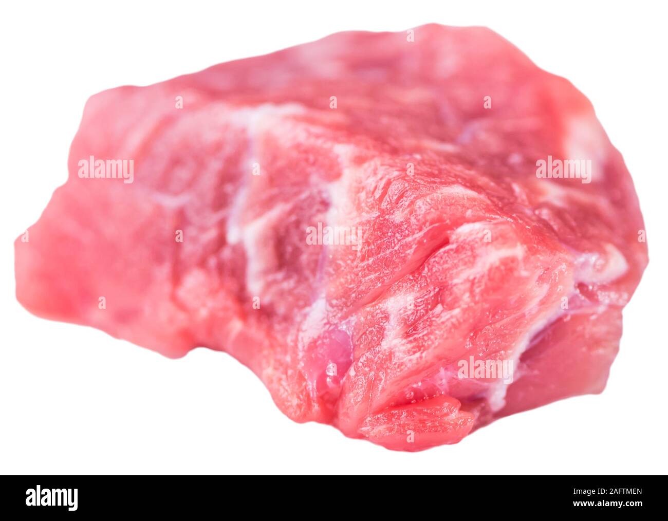 Un trito di carne di manzo (messa a fuoco selettiva) isolato su sfondo bianco Foto Stock